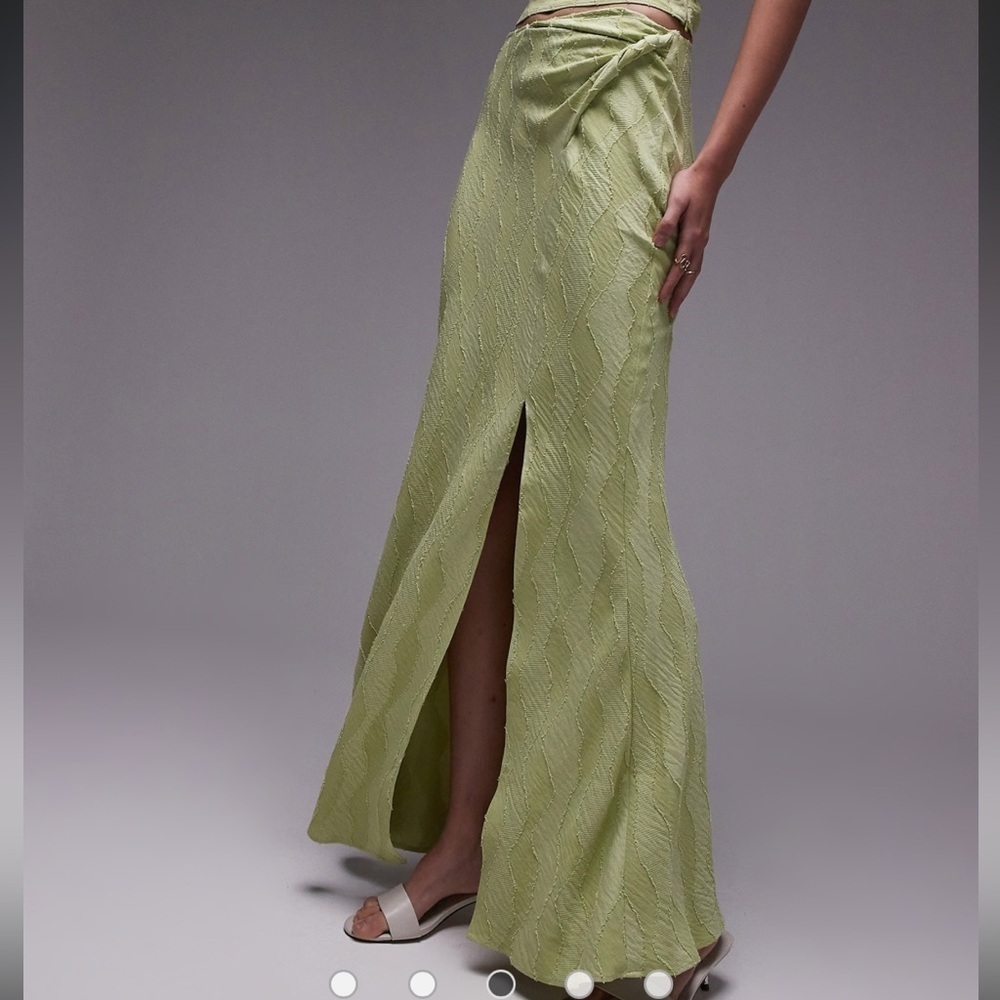 2/$30 Topshop Jacquard Twist Maxi Skirt in Pistachio Green sz 12